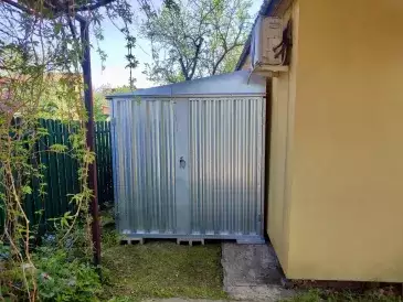 Хозблок для хранения вещей в цинковом цвете в дер. Нововоронино, Пушкинский округ, МО Хозблок для хранения вещей в цинковом цвете в дер. Нововоронино, Пушкинский округ, МО