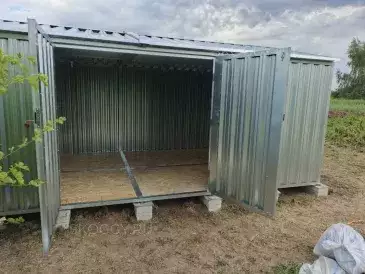 Хозблок для различной техники в цинковом цвете в с. Семеновское-Советское, Суздальский р-н, Владимирская обл.