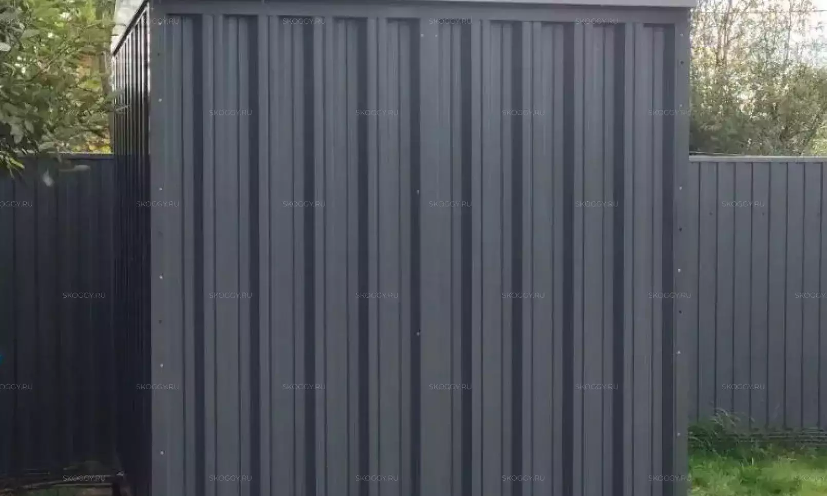 Надежный хозблок СКОГГИ в окреске